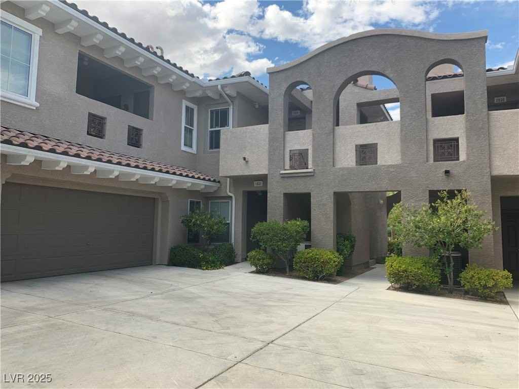 11830 Portina Dr #2031 - Photo 2 of 23