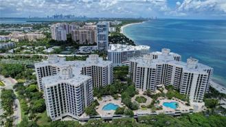 1121 Crandon Blvd #E302 - Photo 1 of 1