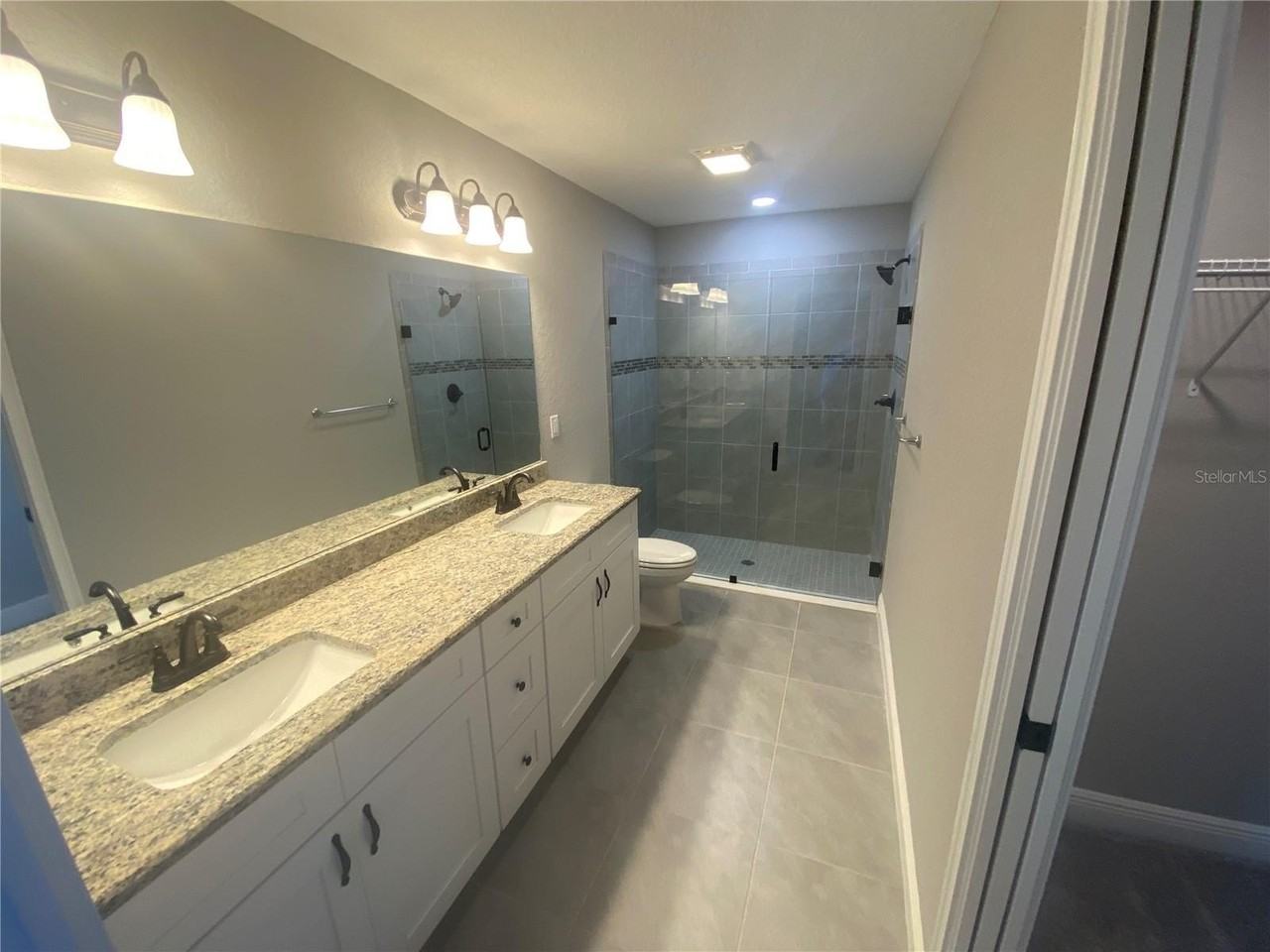 8446 Se 156th St - Photo 7 of 12