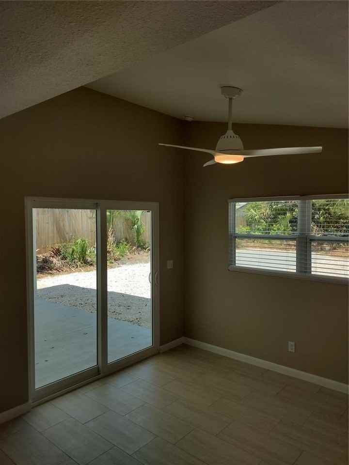 830 E 18th Ave - Photo 7 of 10