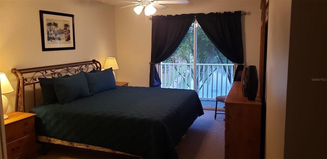 8521 Crystal Cove Loop - Photo 4 of 23