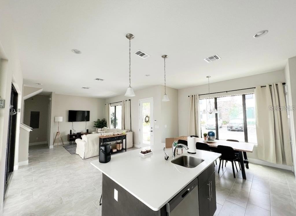 175 Villa Domani Cir - Photo 3 of 12