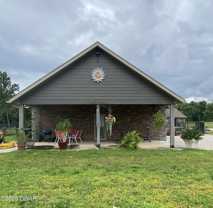 1102 N Anderson Ave - Photo 1 of 1