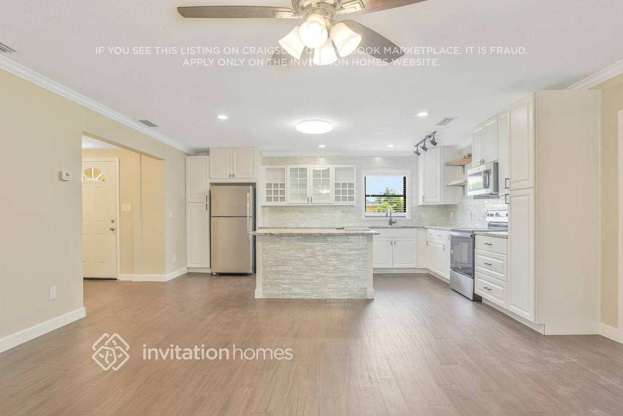 5414 Chenault Ave - Photo 3 of 28