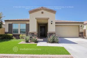 featured image of 2433 W Jessica Ln