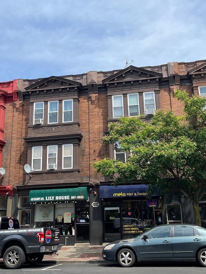 420 Kearny Ave - Photo 2 of 11