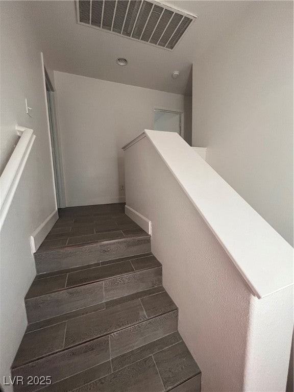 8958 College Green Street - Photo 5 of 30