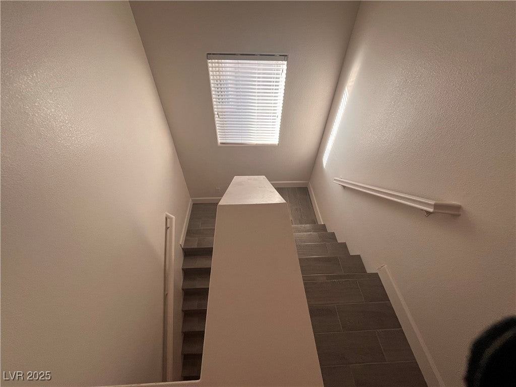 8958 College Green Street - Photo 6 of 30