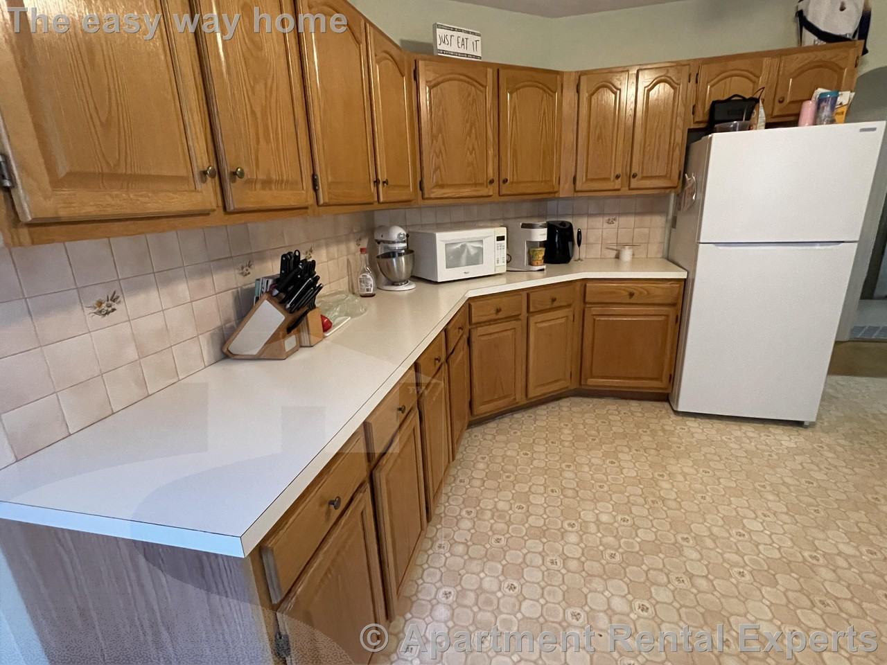 25 Ibbetson St #1 - Photo 4 of 18