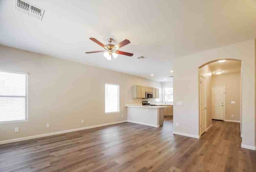2512 W Preserve Way - Photo 3 of 16