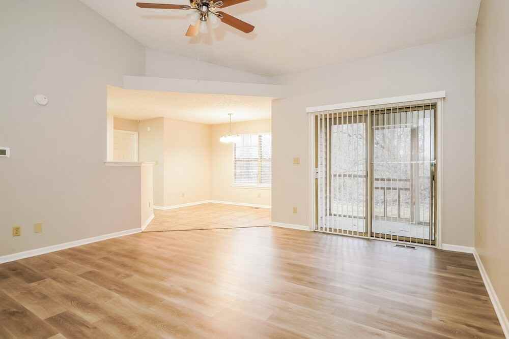 2815 Sunnyfield Ct - Photo 3 of 16