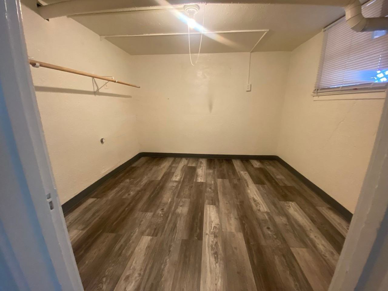 1021 4th Ave S - Photo 5 of 14