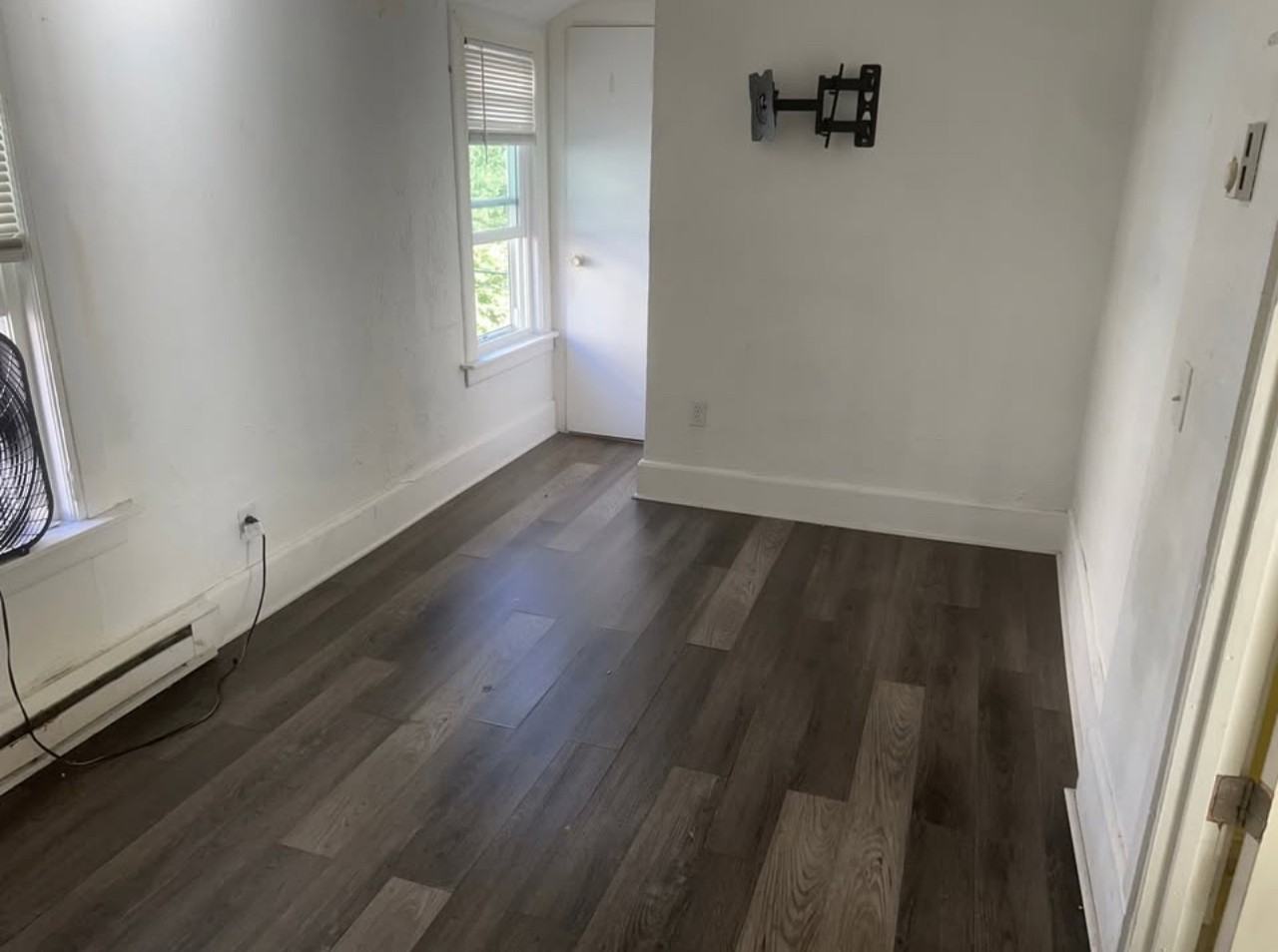 59 Foster St - Photo 5 of 7