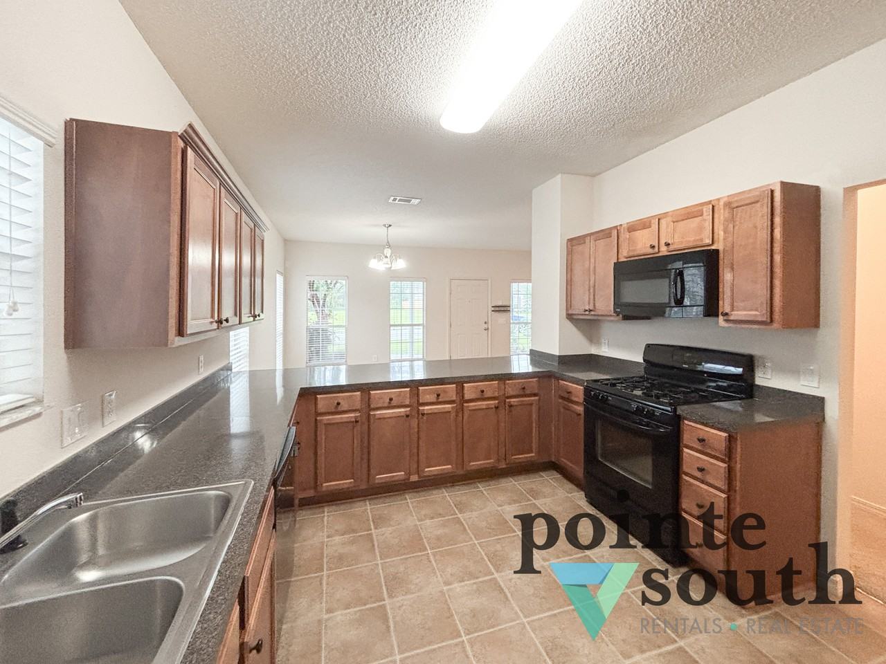 12953A Churchill Dr - Photo 6 of 19