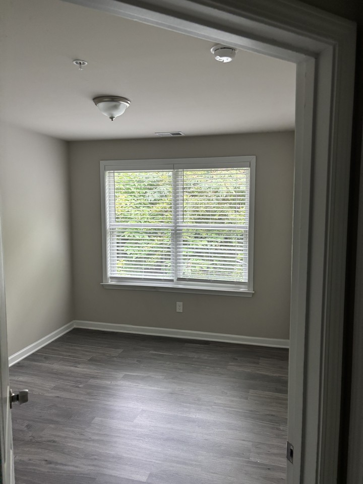 8331 Triple Crown Dr - Photo 2 of 15