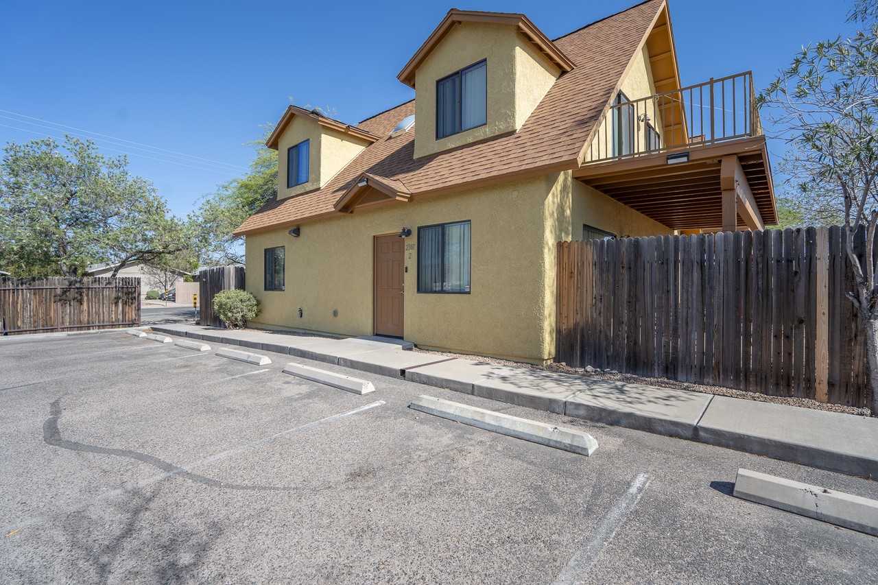 2381 N 4Th Ave Bldg Two - Photo 3 of 3