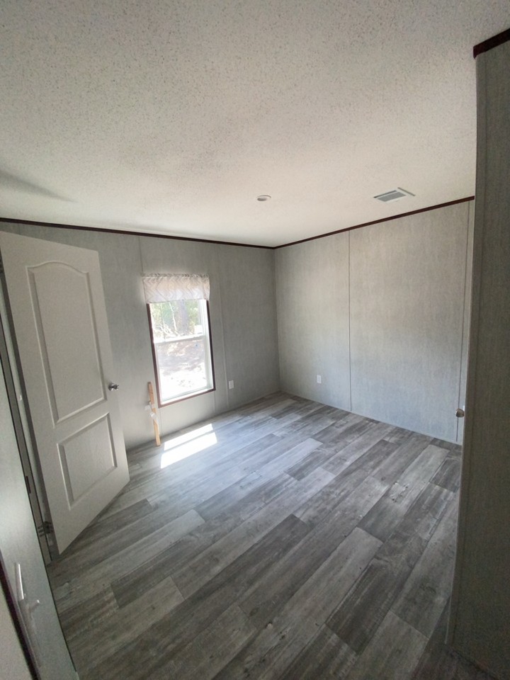 5566 Us Highwaye - Photo 3 of 9