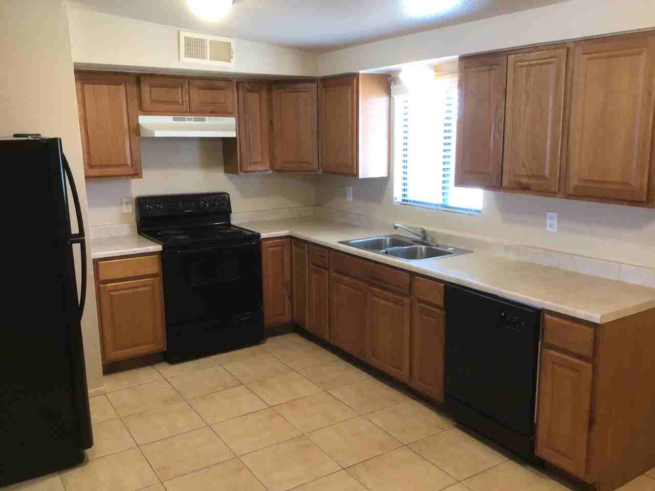 8508 E Fond Du Lac Dr - Photo 6 of 18