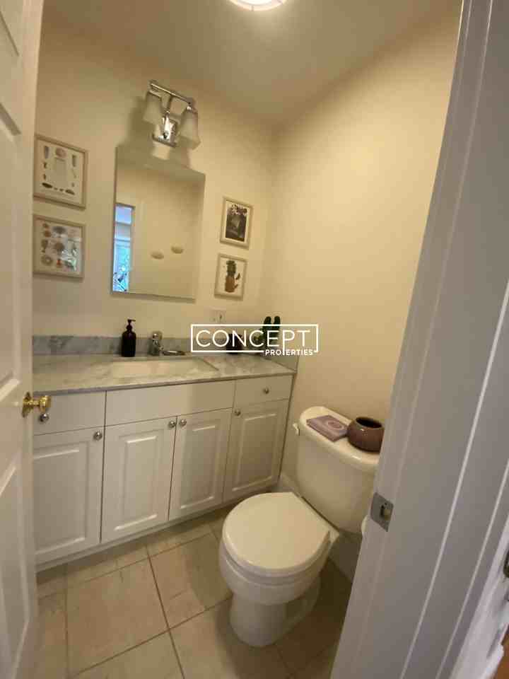 10 Selkirk Rd #3CP - Photo 4 of 13