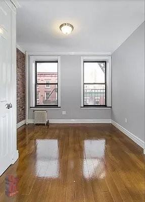 E 10th St #5D - Photo 2 of 6