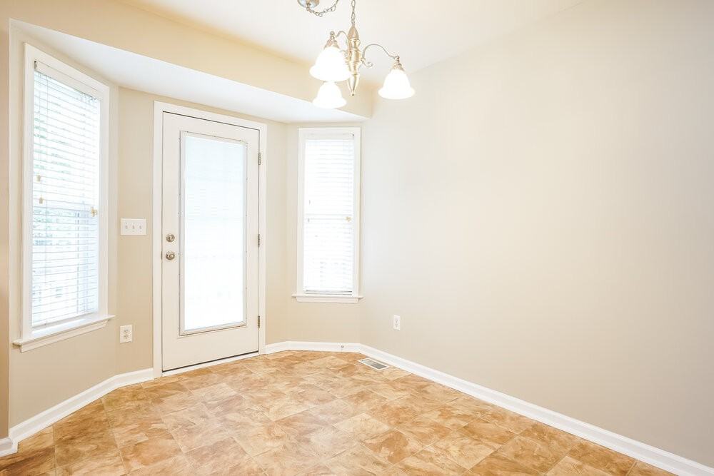 305 Wood Green Dr - Photo 6 of 16