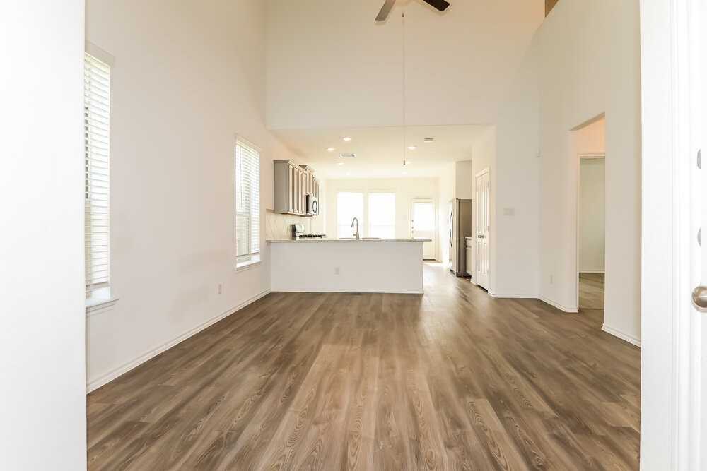 25523 Pitchfork Ranch Pl - Photo 4 of 17