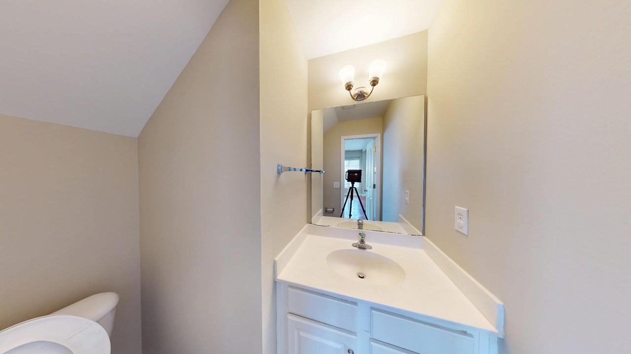 9007 Bishop Crest Ln - Photo 7 of 20