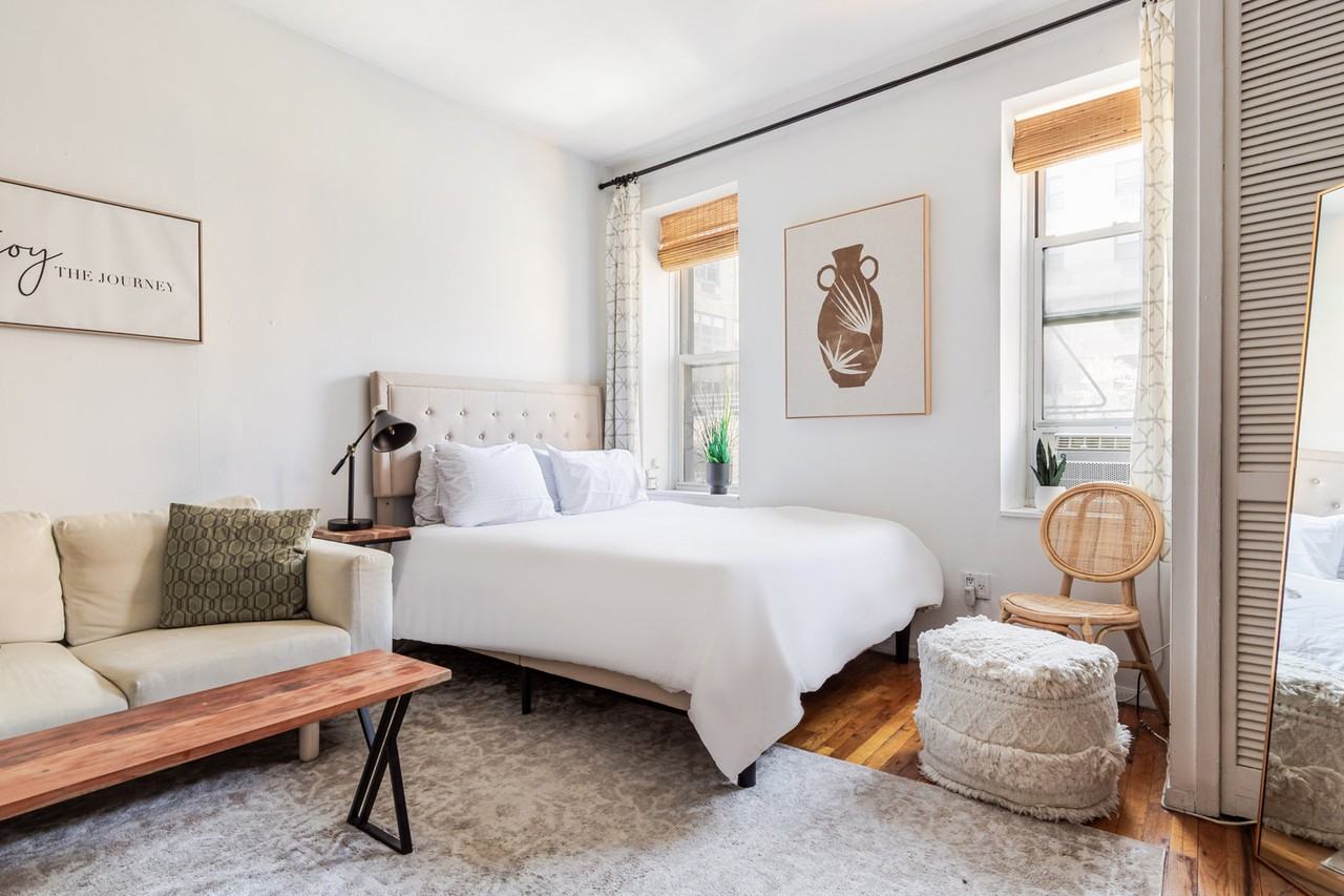 765 Washington St #1075287P - Photo 2 of 20