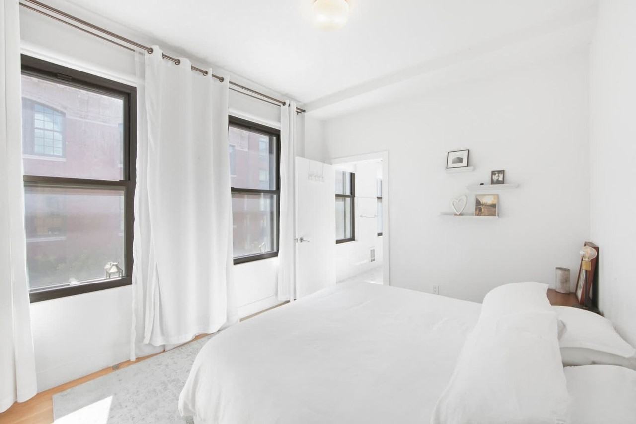 517 West 45th Street - Photo 3 of 20