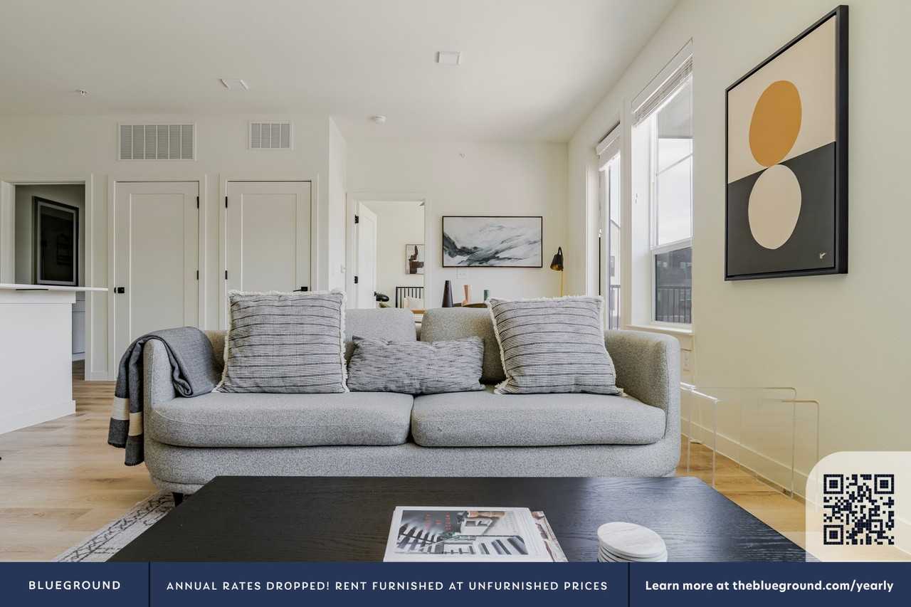 3801 North A W Grimes Boulevard - Photo 3 of 41