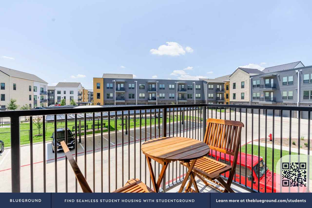 3801 North A W Grimes Boulevard - Photo 6 of 41