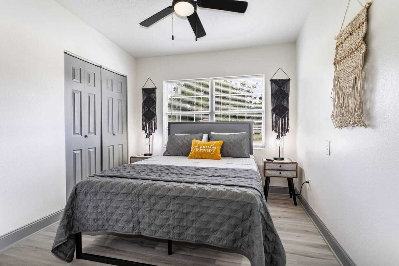 5343 Hermosa Street #1094237P - Photo 5 of 46