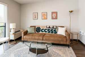 featured image of 2301 Ingersoll Ave