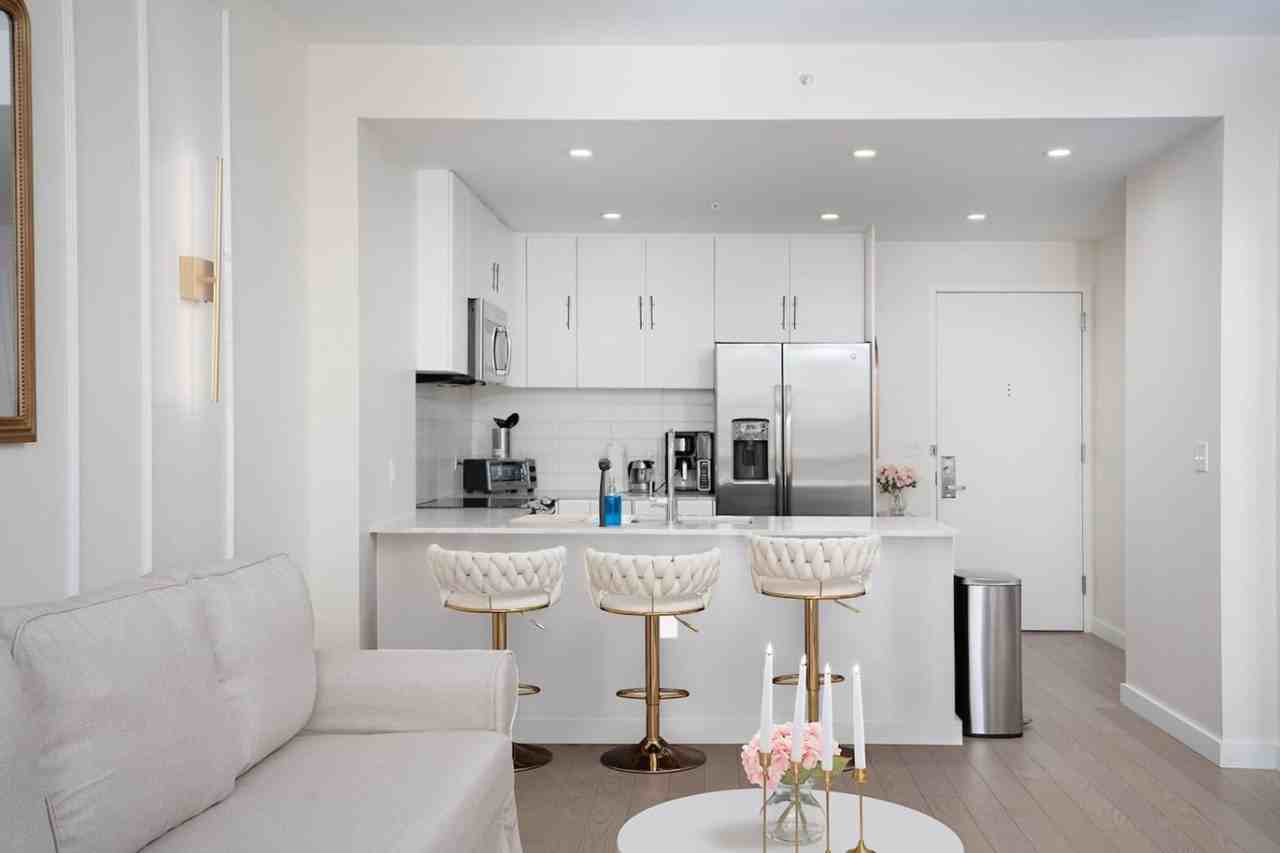 629 Jefferson St #1240951P - Photo 5 of 18