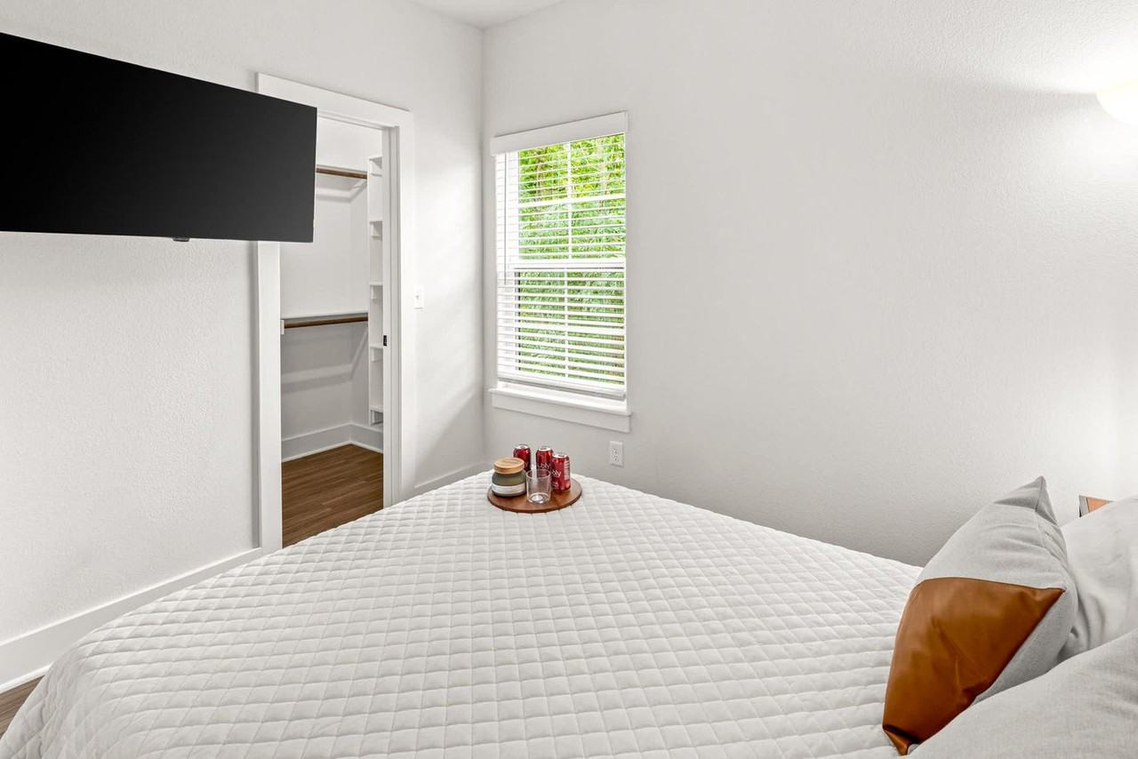 1572 W Cato Springs Rd #1241338P - Photo 5 of 13