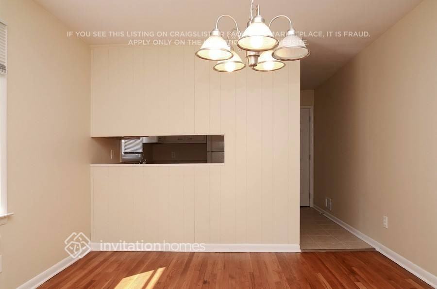 405 Jefferson Ave - Photo 4 of 17