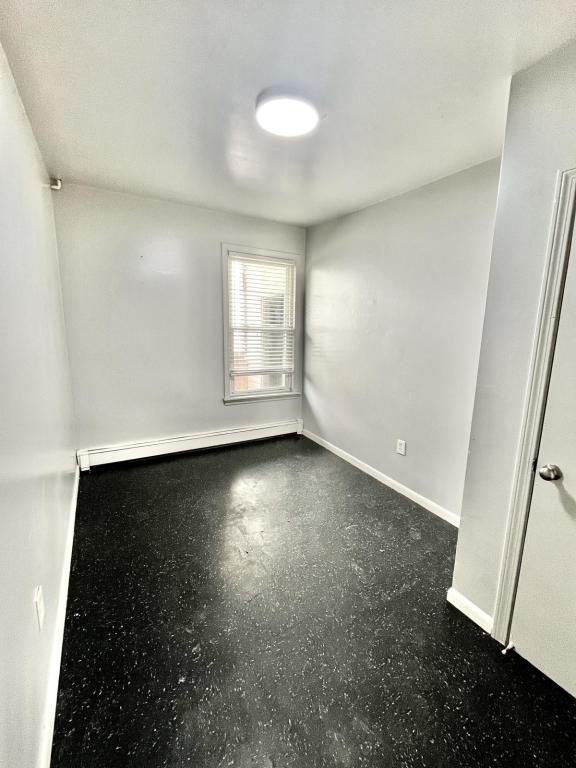 142 Oxford St Apt 3 - Photo 7 of 11