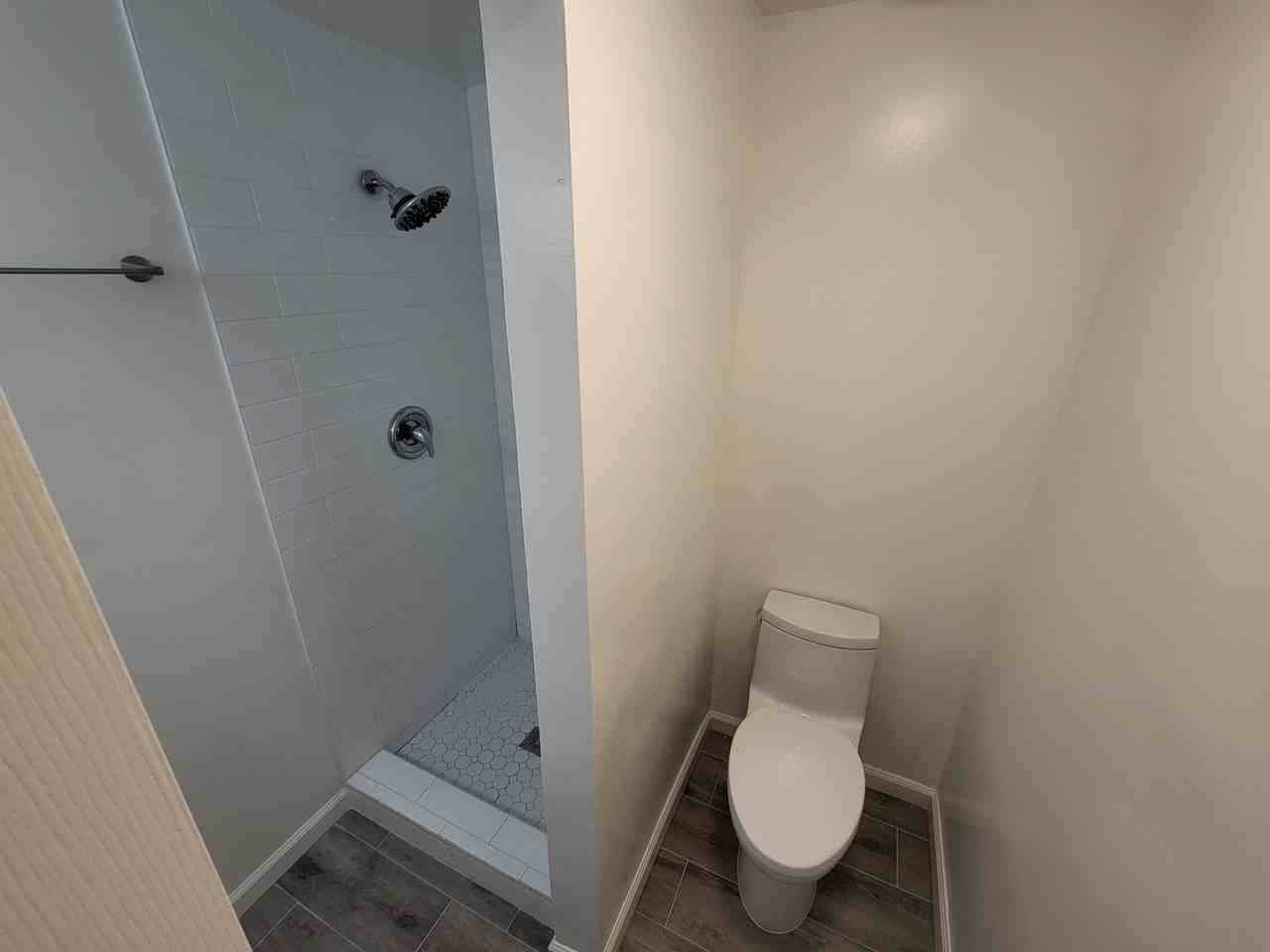2622 Sherman Ave Nw #B - Photo 7 of 18
