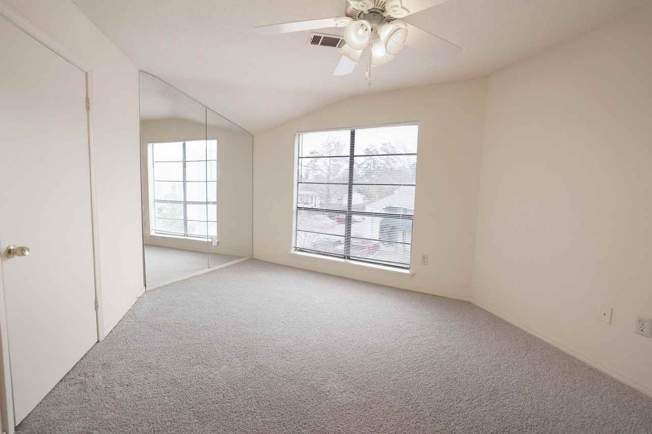 Grand Palms - Photo 5 of 42