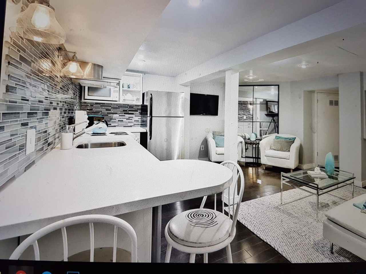 254 Broadway Avenue - Photo 2 of 9