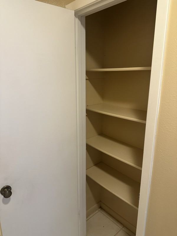 1429 W Fairmont St - Photo 6 of 21