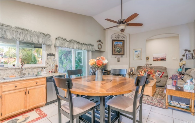 9490 Nickellaus Ct - Photo 2 of 7