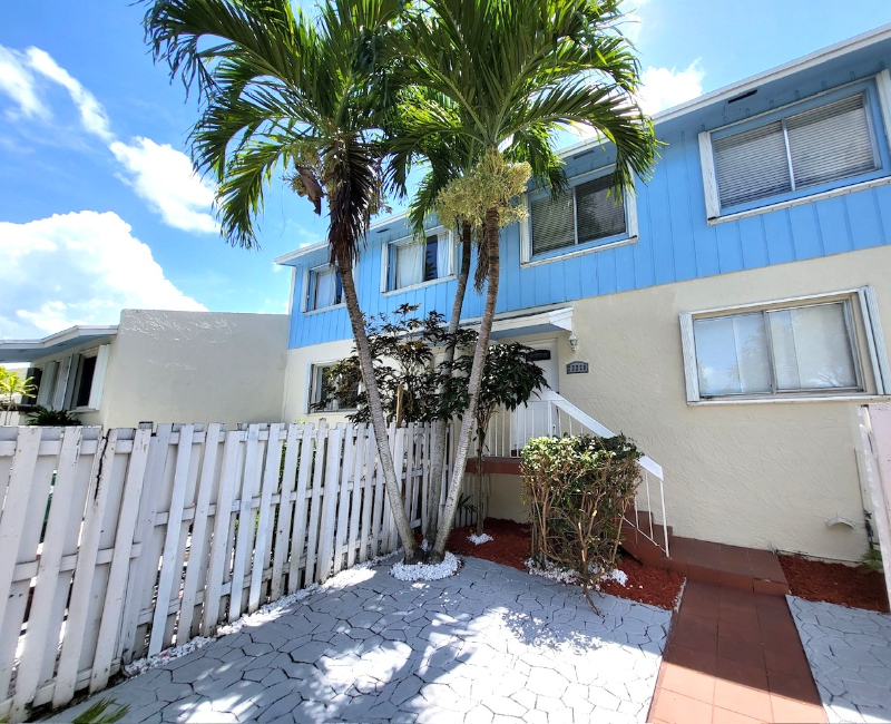 22220 Swave - Photo 2 of 28