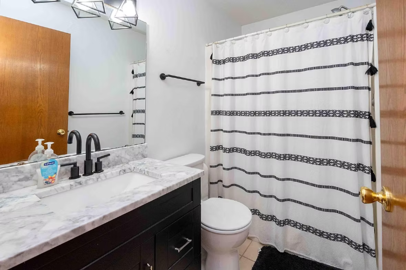 110 Sally Ln - Photo 3 of 16