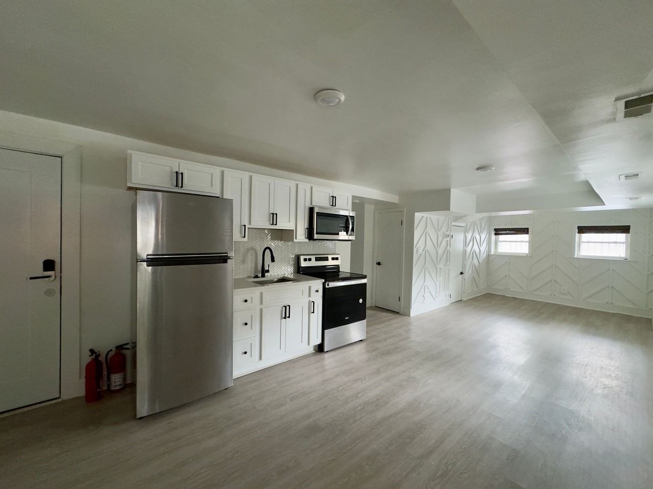 1720 St. Paul Street - Photo 6 of 34