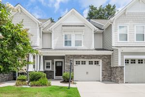featured image of 17604 Wynstone Park Ln