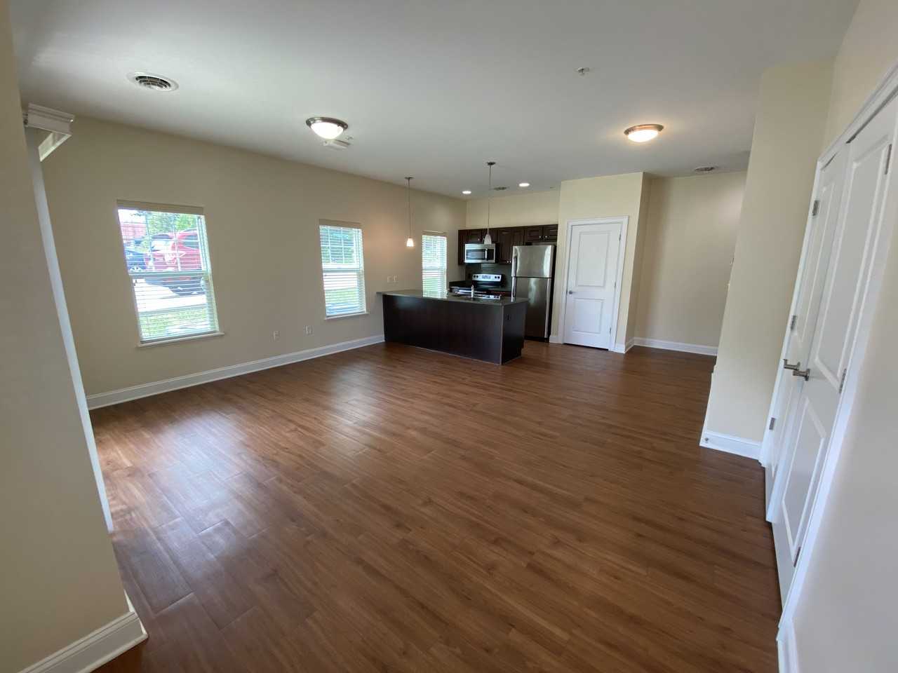 The Springs Luxury Apartments - Photo 2 of 18