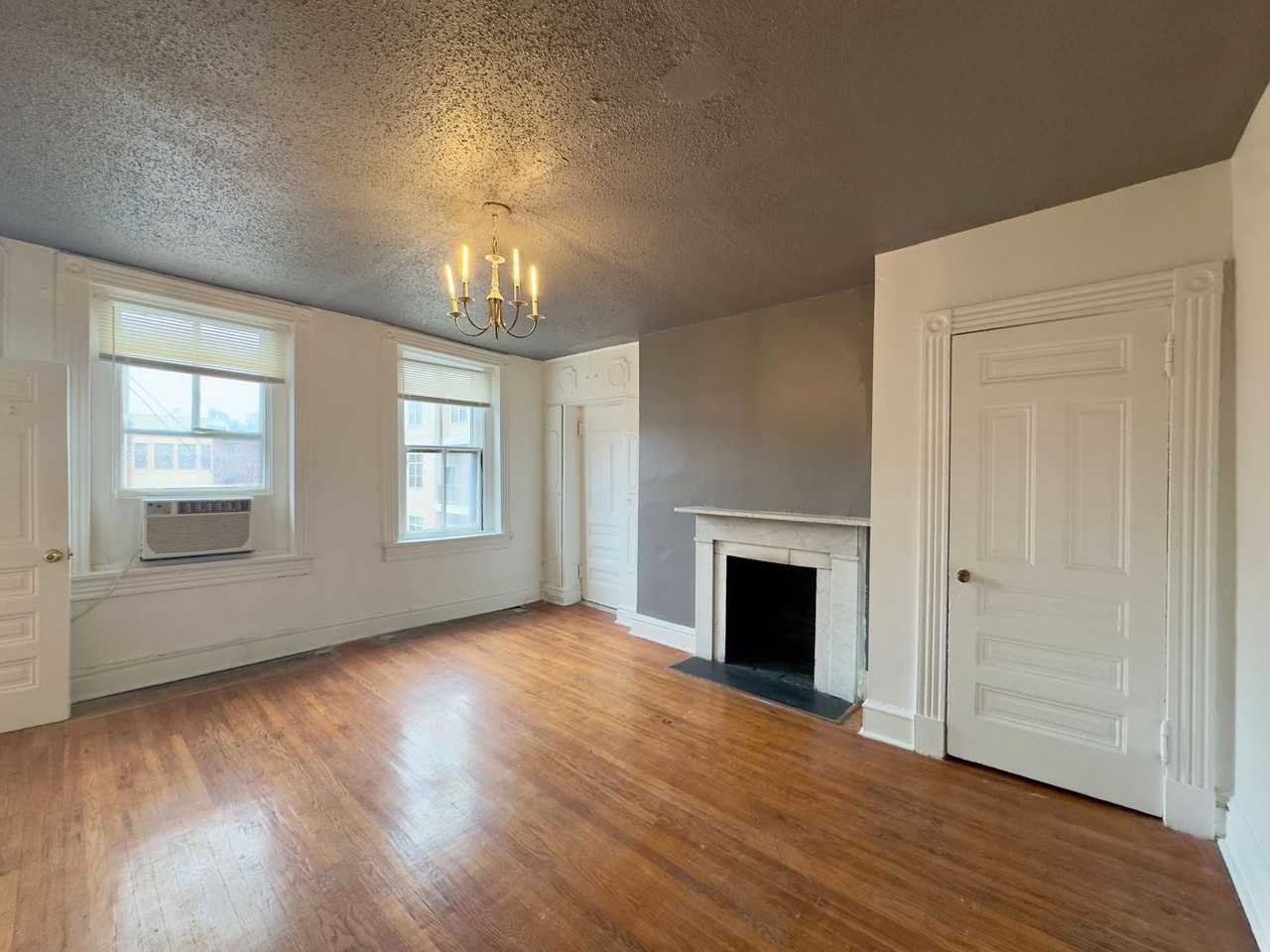 4 & 10 E Biddle Street - Photo 3 of 17