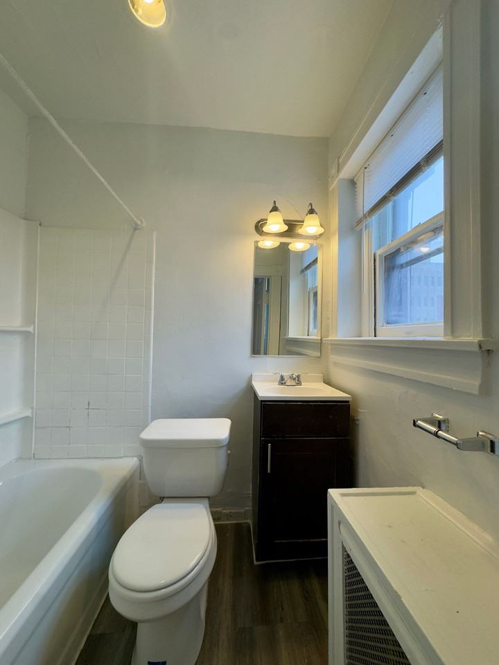 4 & 10 E Biddle Street - Photo 5 of 17