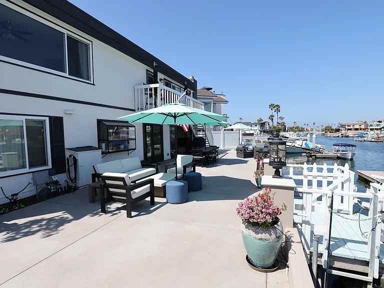 623 36th St #NA - Photo 4 of 15